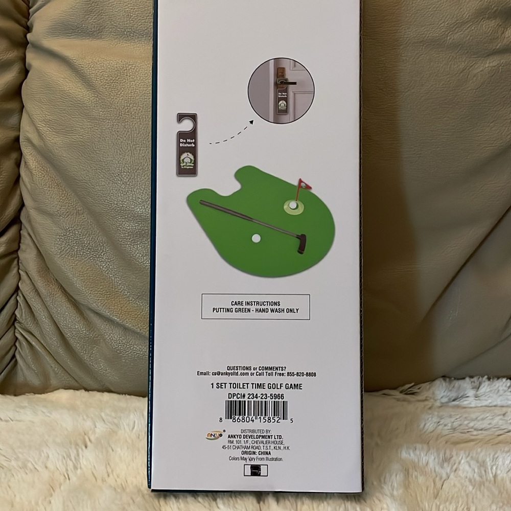 NIB Toilet Time Golf Game Set - Green - Picture 2 of 3